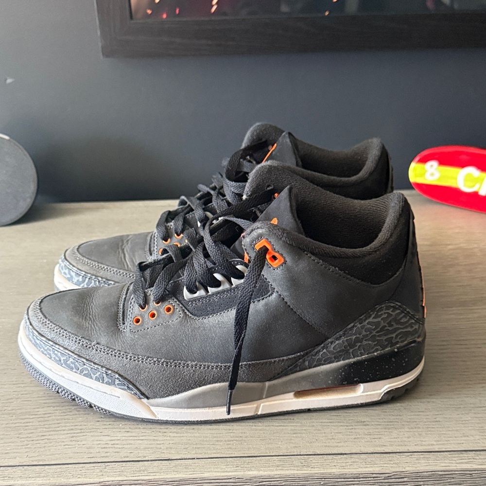 Jordan 3 Retro
Fear Pack (2023)